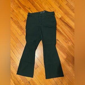 Old NAVY Dark Green High Rise Pixie Flare Pants 14 Petite